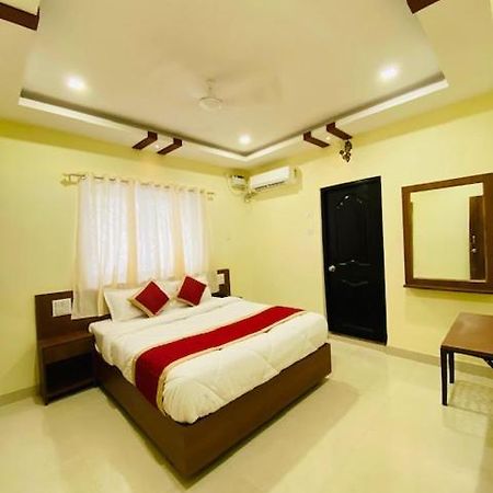 Prabhuvihar Residency Hotel Porvorim Kültér fotó